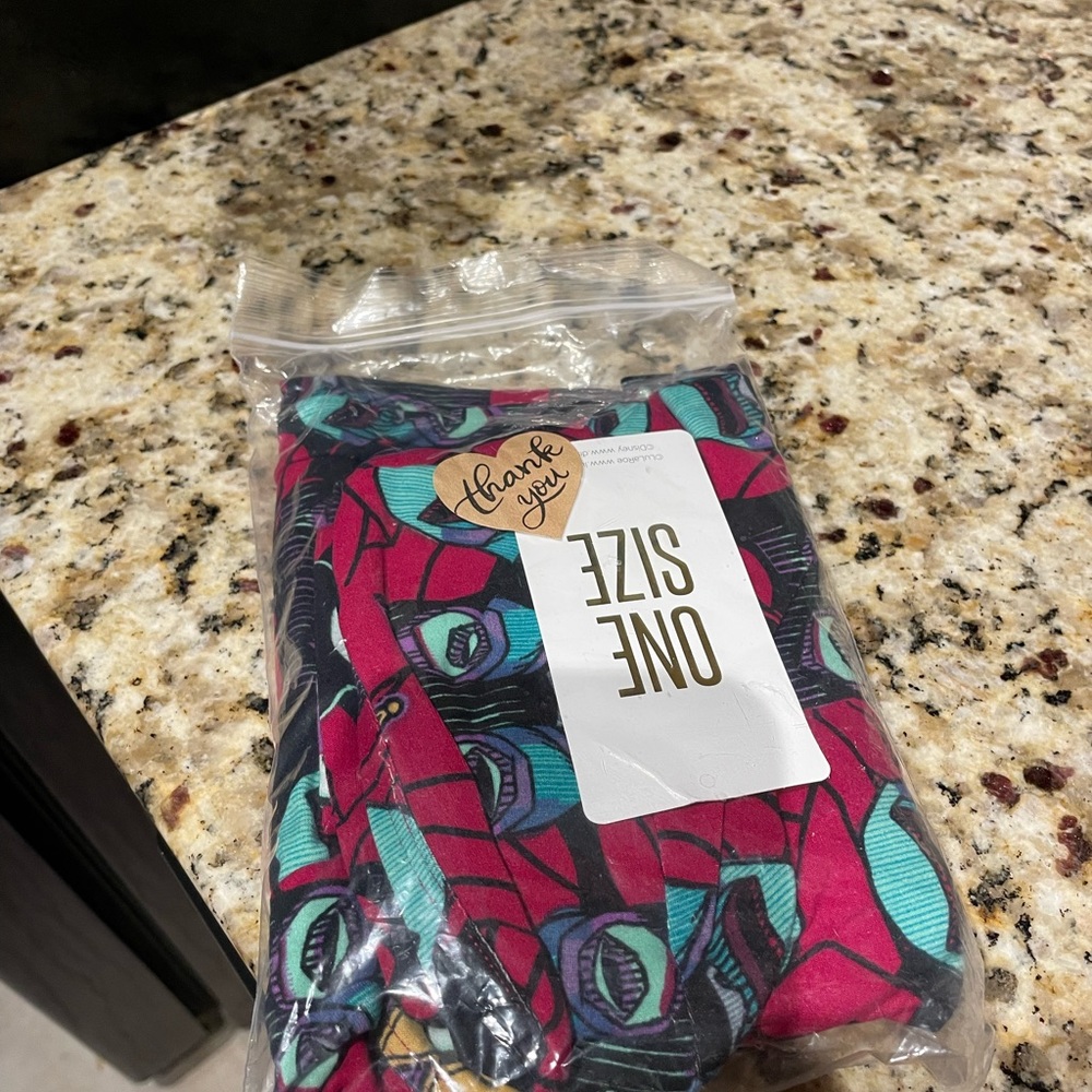 LuLaRoe | Disney one size leggings - new